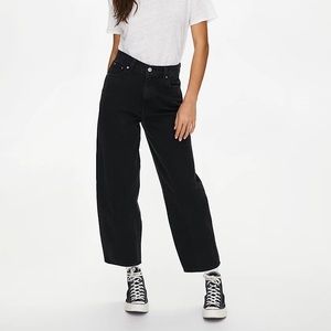 LEVIS BALLOON LEG JEANS